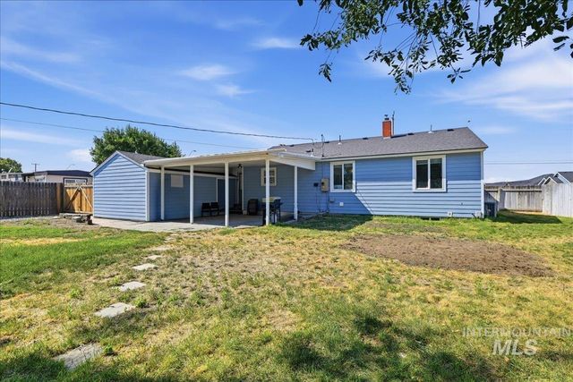 803 Falls Avenue West, Twin Falls, ID 83301