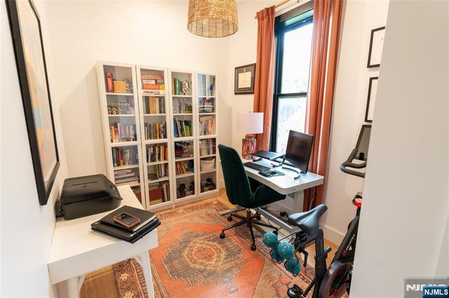 20 Westervelt Place 2, Jersey City, NJ 07304