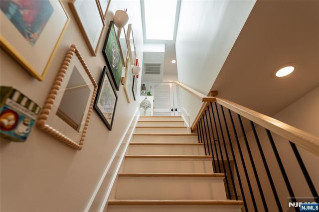 20 Westervelt Place 2, Jersey City, NJ 07304
