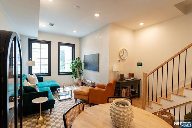 20 Westervelt Place 2, Jersey City, NJ 07304