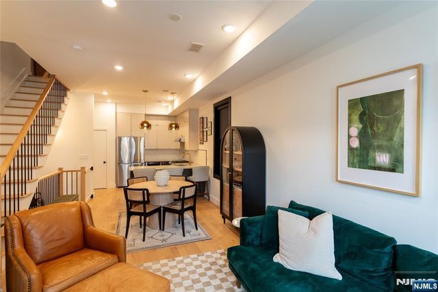 20 Westervelt Place 2, Jersey City, NJ 07304
