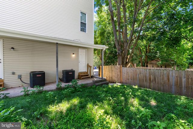 365 UNION ALY, Pottstown, PA 19464