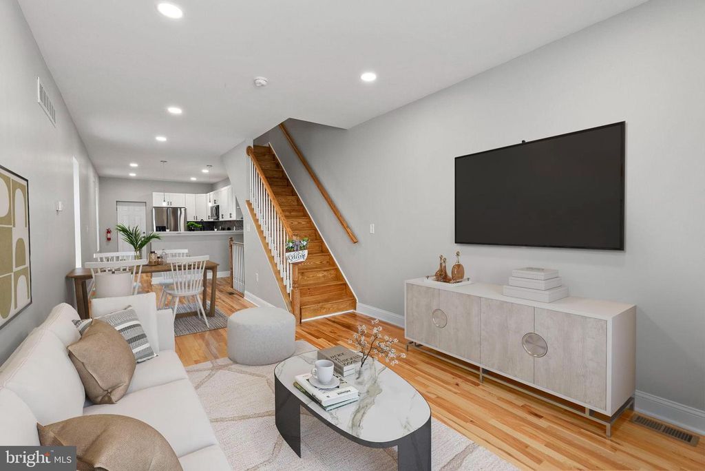 365 UNION ALY, Pottstown, PA 19464