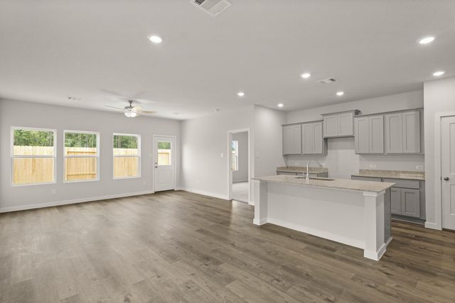 10774 Red Flagstone Drive, Conroe, TX 77306
