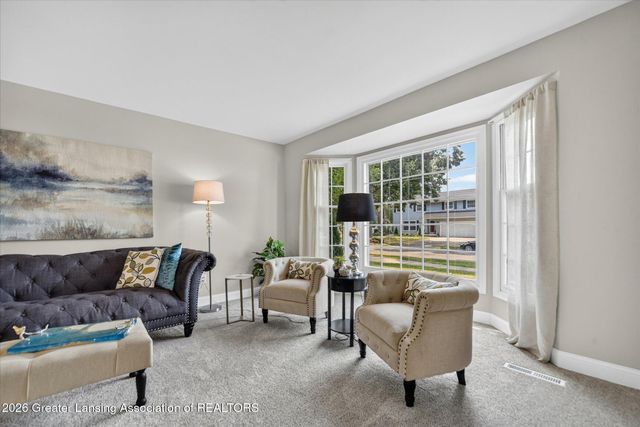 2225 Montego Drive, Lansing, MI 48912
