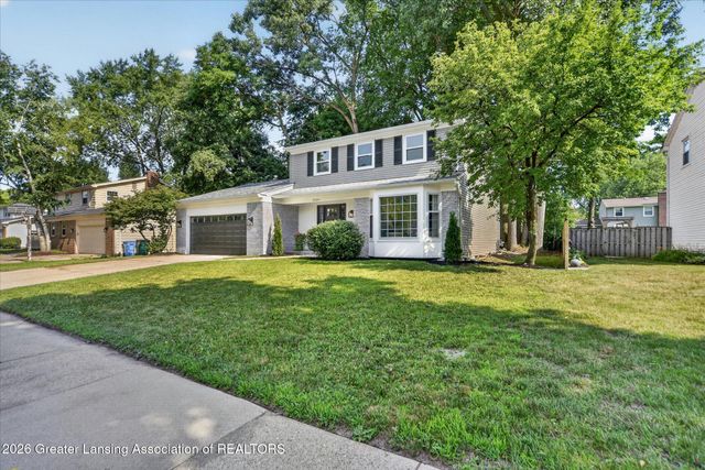 2225 Montego Drive, Lansing, MI 48912