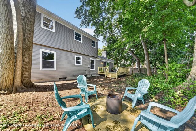 2225 Montego Drive, Lansing, MI 48912