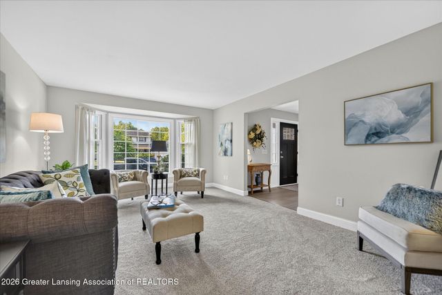 2225 Montego Drive, Lansing, MI 48912