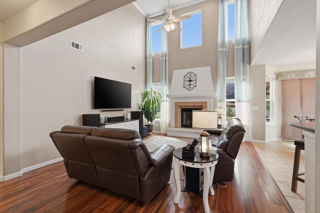 10205 Avenida Vista Sol NW, Albuquerque, NM 87114