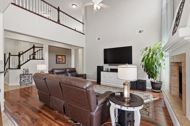 10205 Avenida Vista Sol NW, Albuquerque, NM 87114