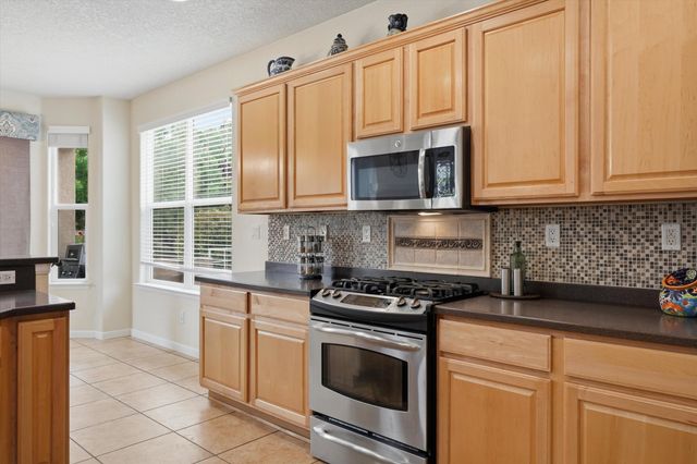 10205 Avenida Vista Sol NW, Albuquerque, NM 87114