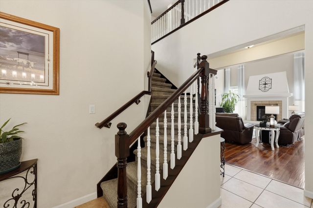 10205 Avenida Vista Sol NW, Albuquerque, NM 87114