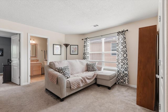 10205 Avenida Vista Sol NW, Albuquerque, NM 87114