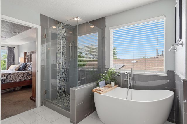 10205 Avenida Vista Sol NW, Albuquerque, NM 87114