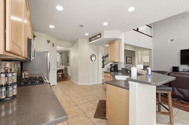 10205 Avenida Vista Sol NW, Albuquerque, NM 87114