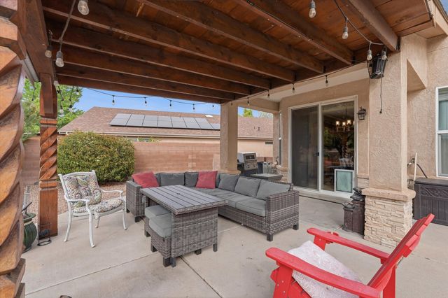 10205 Avenida Vista Sol NW, Albuquerque, NM 87114