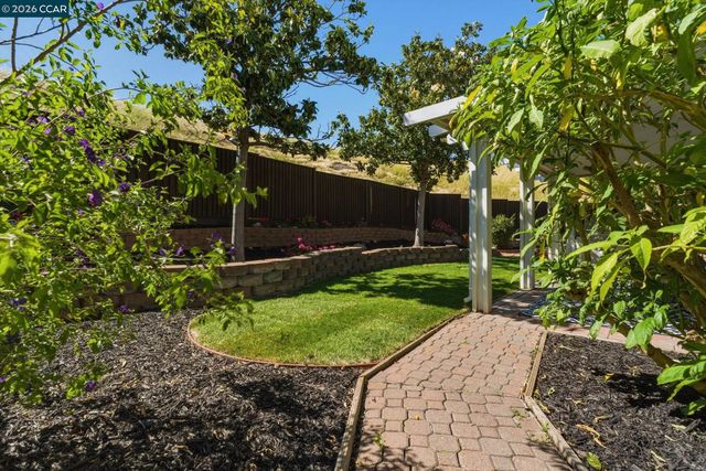 405 Tradewinds Ct, Bay Point, CA 94565