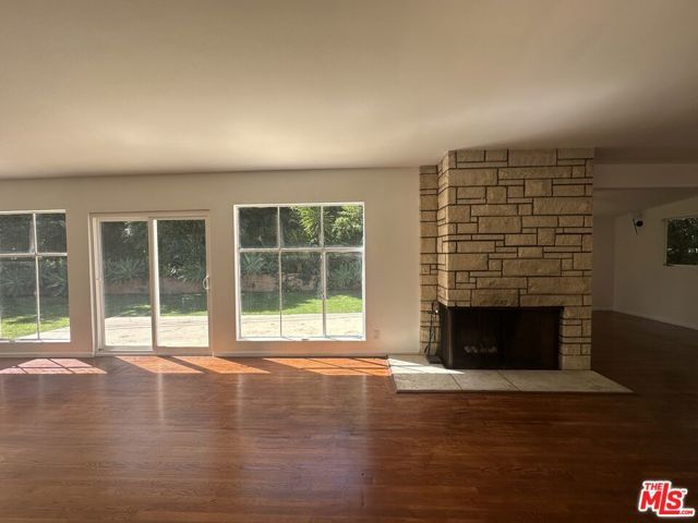 1555 San Ysidro Drive, Beverly Hills, CA 90210