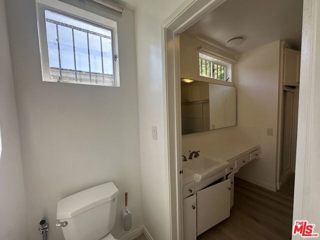 1555 San Ysidro Drive, Beverly Hills, CA 90210