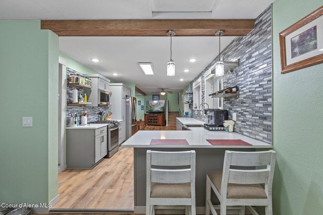 2874 E Hudlow RD, Hayden, ID 83835