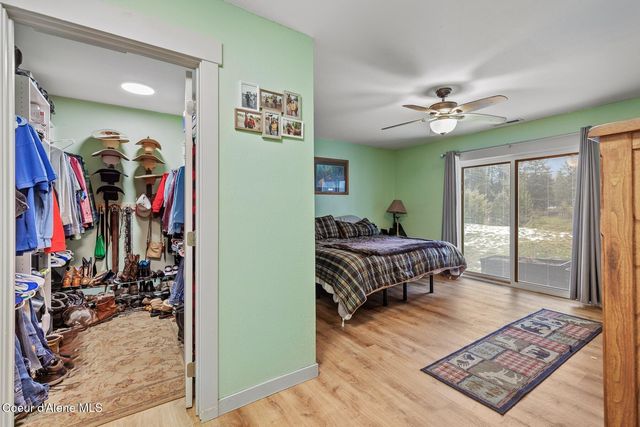 2874 E Hudlow RD, Hayden, ID 83835