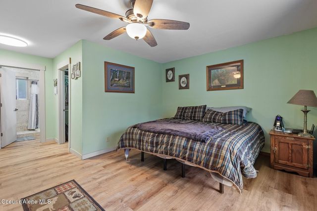 2874 E Hudlow RD, Hayden, ID 83835