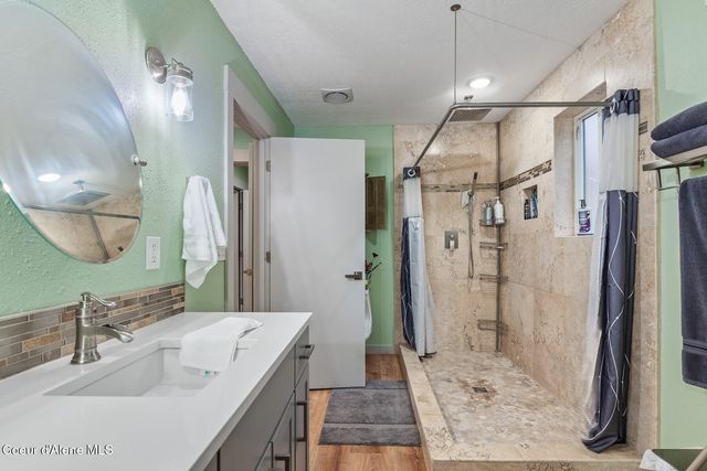 2874 E Hudlow RD, Hayden, ID 83835