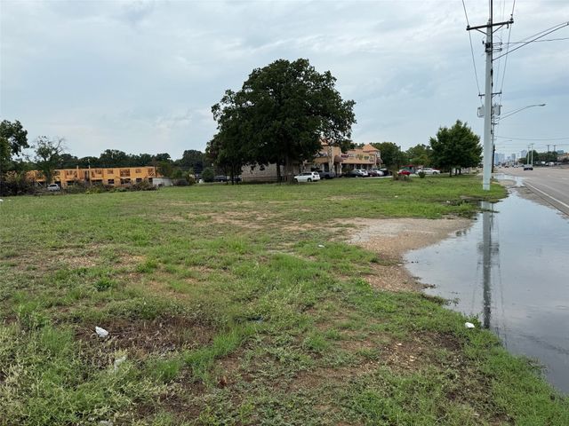 4308 E Belknap Street, Haltom City, TX 76117