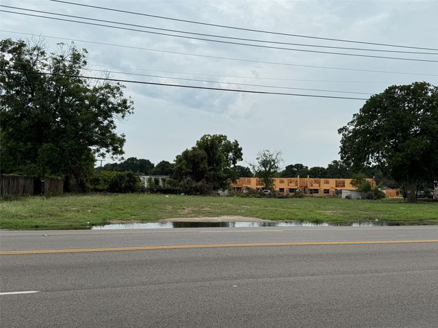 4308 E Belknap Street, Haltom City, TX 76117