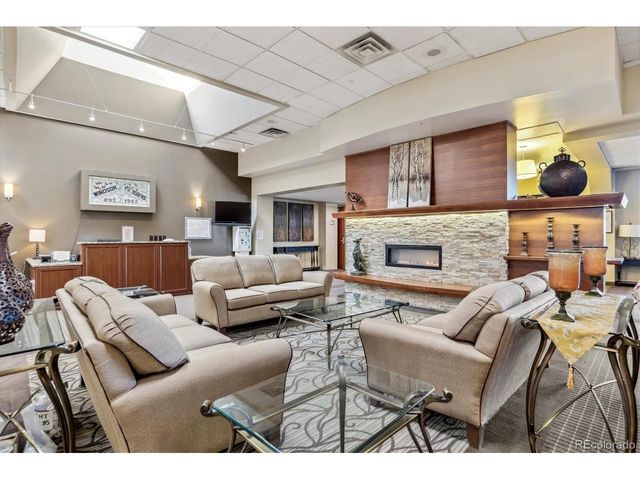 675 S Alton Way 12A, Denver, CO 80247