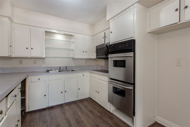 7445 Brentcove Circle, Dallas, TX 75214