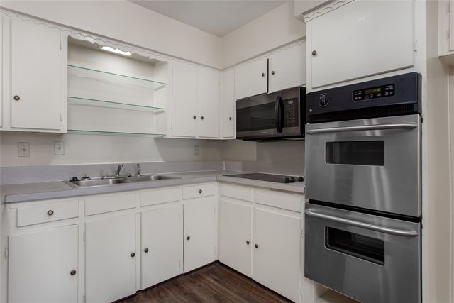 7445 Brentcove Circle, Dallas, TX 75214