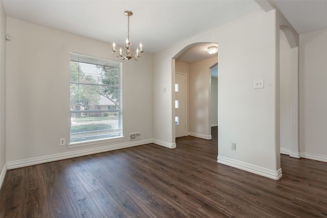 7445 Brentcove Circle, Dallas, TX 75214