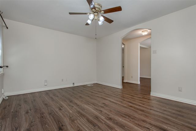 7445 Brentcove Circle, Dallas, TX 75214