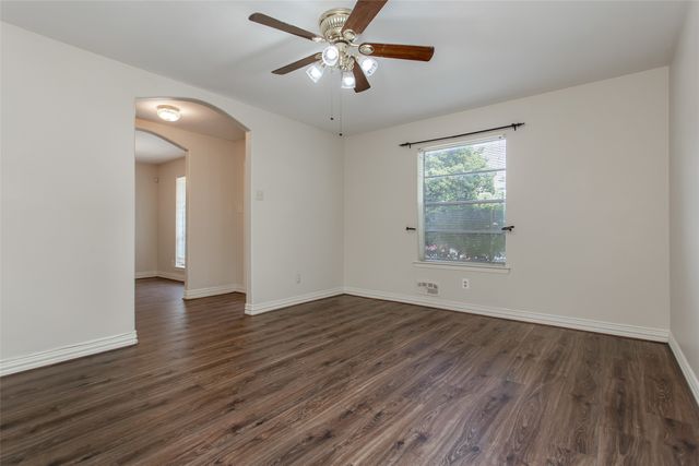 7445 Brentcove Circle, Dallas, TX 75214