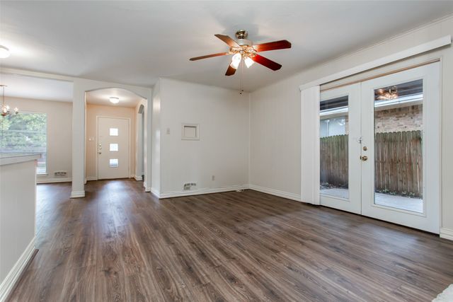 7445 Brentcove Circle, Dallas, TX 75214