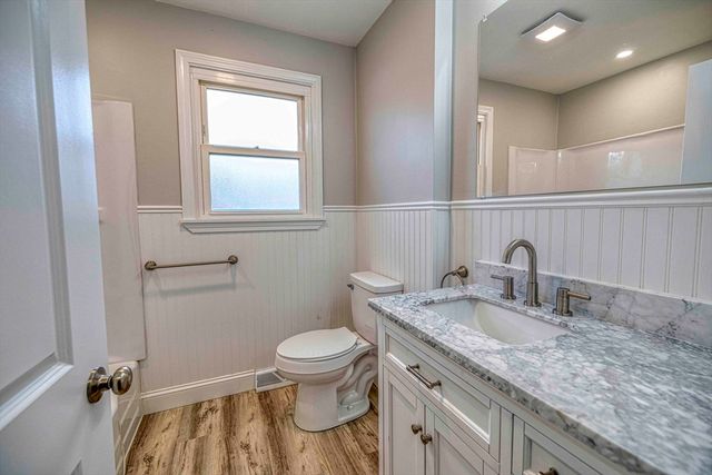 90 Evergreen Ave, Somerset, MA 02726