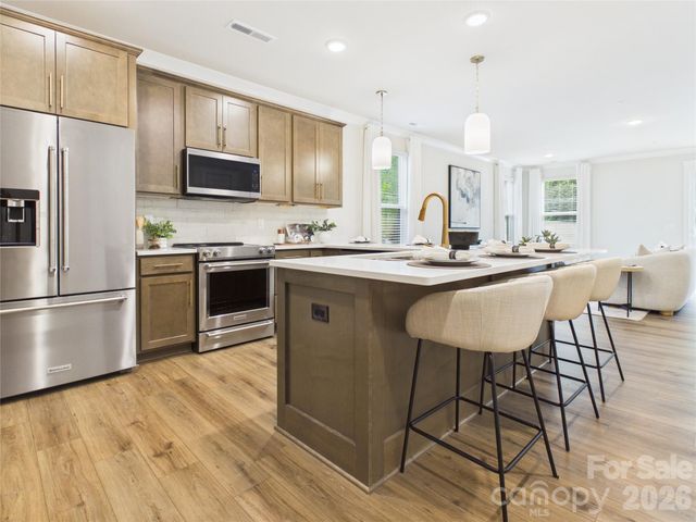 2637 Ravencroft Drive 2A, Charlotte, NC 28208