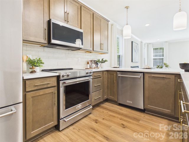 2637 Ravencroft Drive 2A, Charlotte, NC 28208