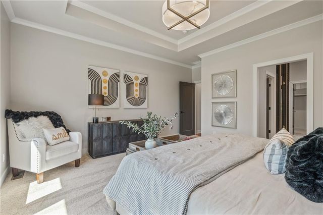 4316 NE Hideaway Drive, Lee's Summit, MO 64064