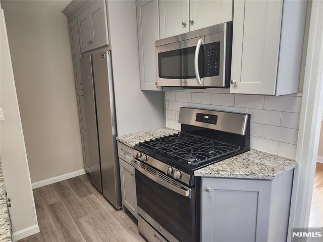 11 Cottage Lane 1st Floor, Upper Saddle River, NJ 07458