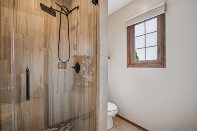 5517 Kensington Circle, Johnston, IA 50131