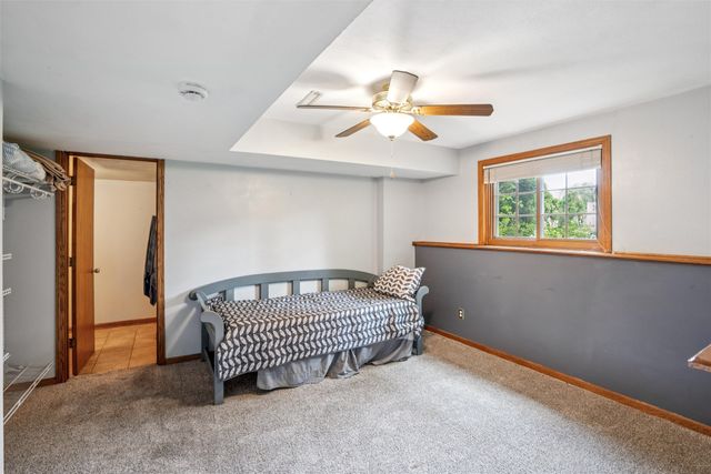 5517 Kensington Circle, Johnston, IA 50131