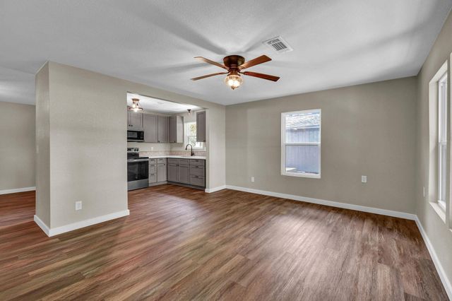 4922 County Road 937b, Alvin, TX 77511