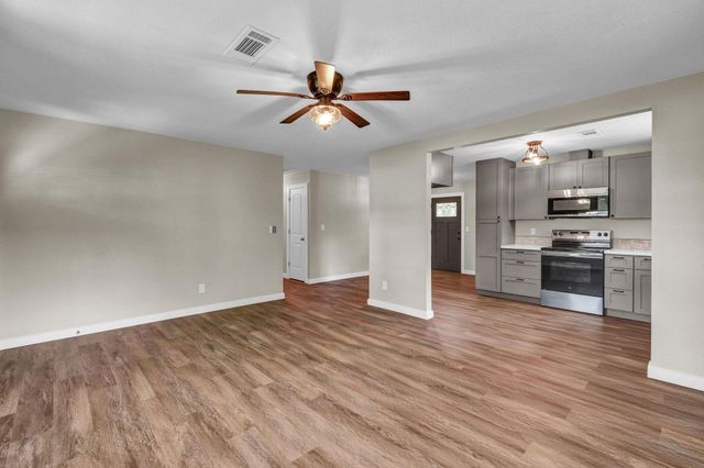 4922 County Road 937b, Alvin, TX 77511