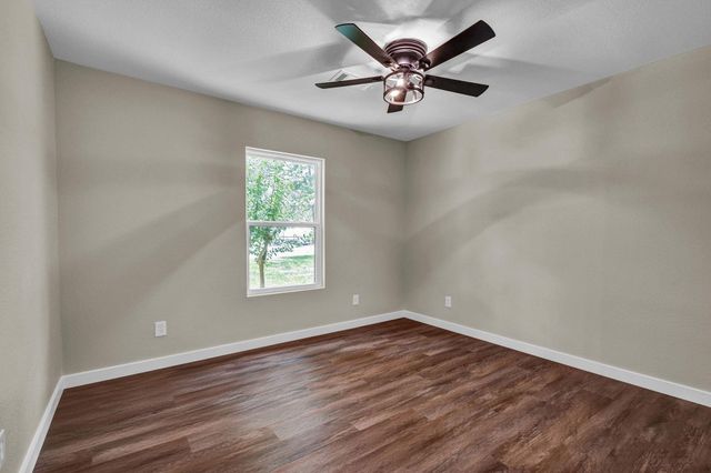 4922 County Road 937b, Alvin, TX 77511