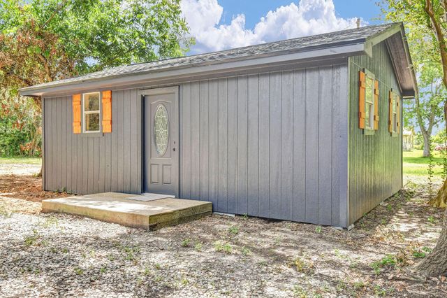 4922 County Road 937b, Alvin, TX 77511