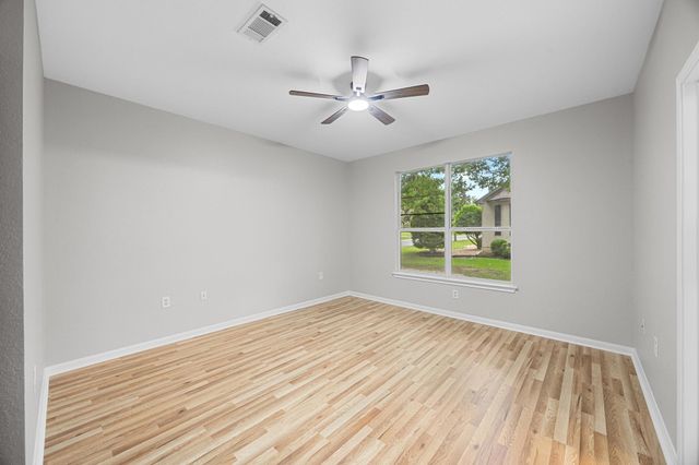258 Whispering Wind DR, Georgetown, TX 78633