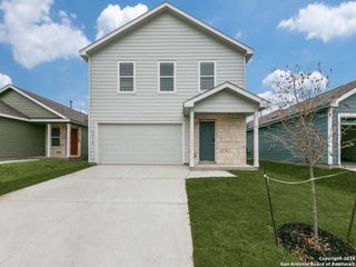 2814 Charpak, Converse, TX 78109