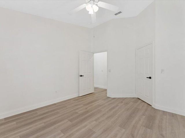 10288 Fox Trail Rd S. 311, Royal Palm Beach, FL 33411
